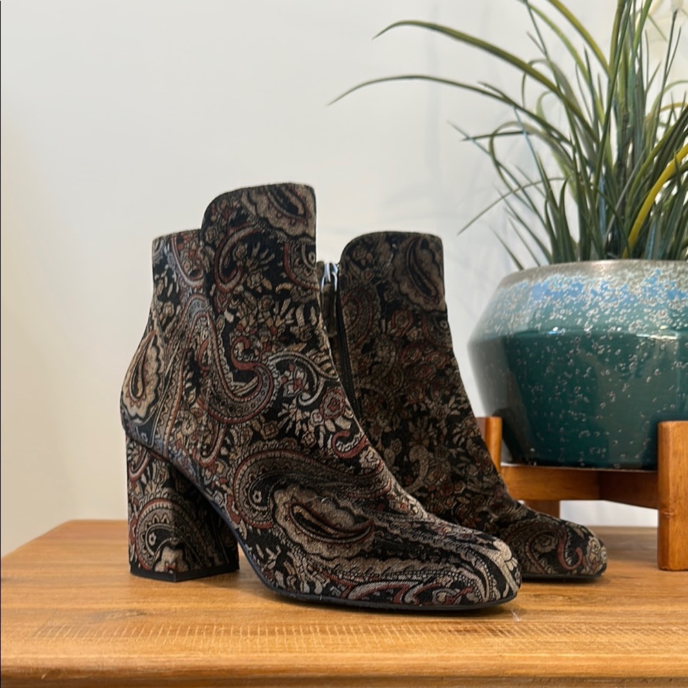 Bp Paisley Ankle Boots 8M